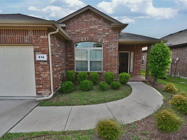 916 Iona Dr