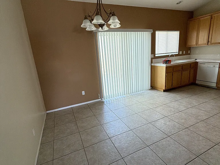 2647 W Hazy Way — Photo 12