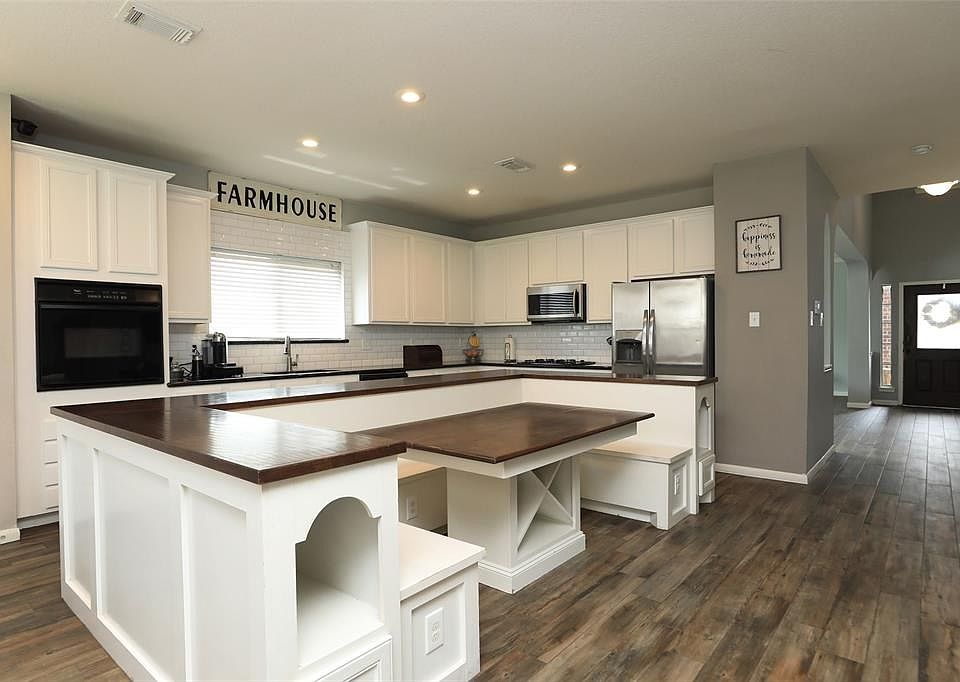 1st image of 16715 Summer Cypress Ct