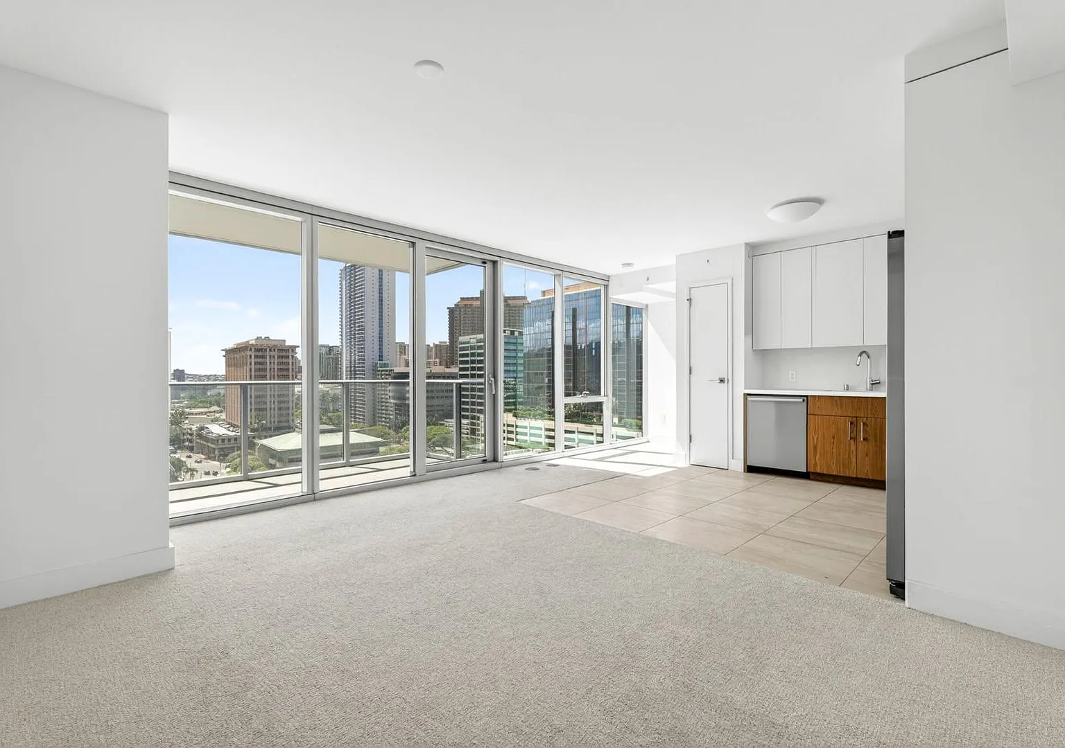 629 Keeaumoku Street - Azure Ala Moana #1303 — Photo 1
