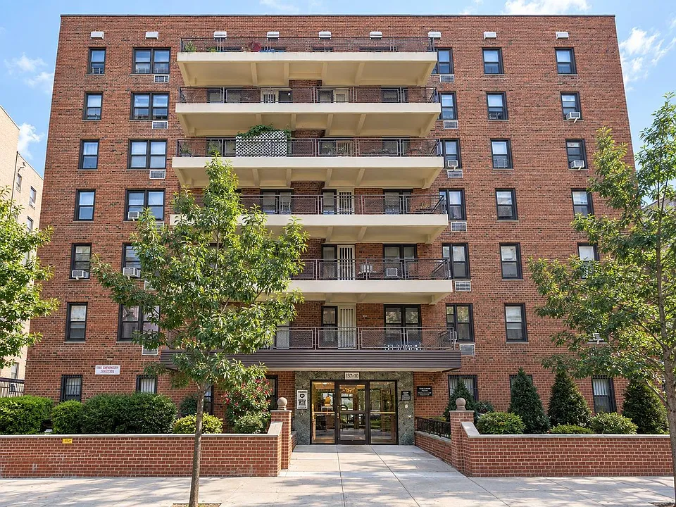 137-10 Franklin Ave #102