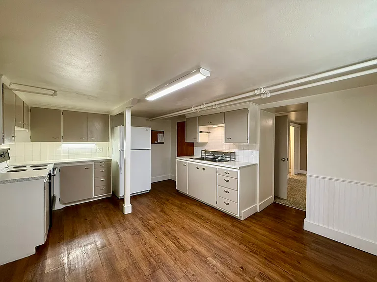 516 S Meldrum St #5 — Photo 10