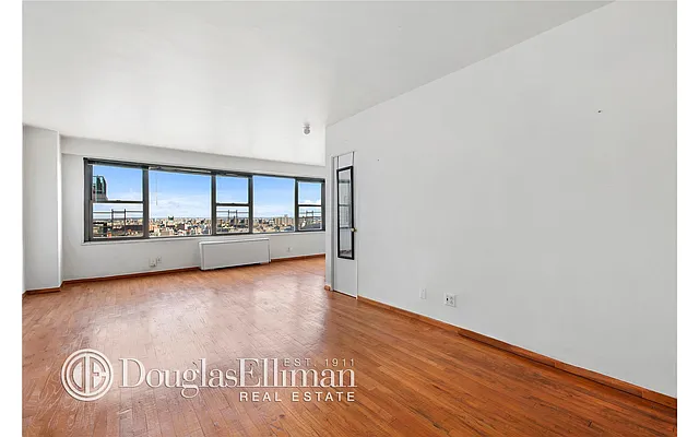 Rented by Douglas Elliman | media 17