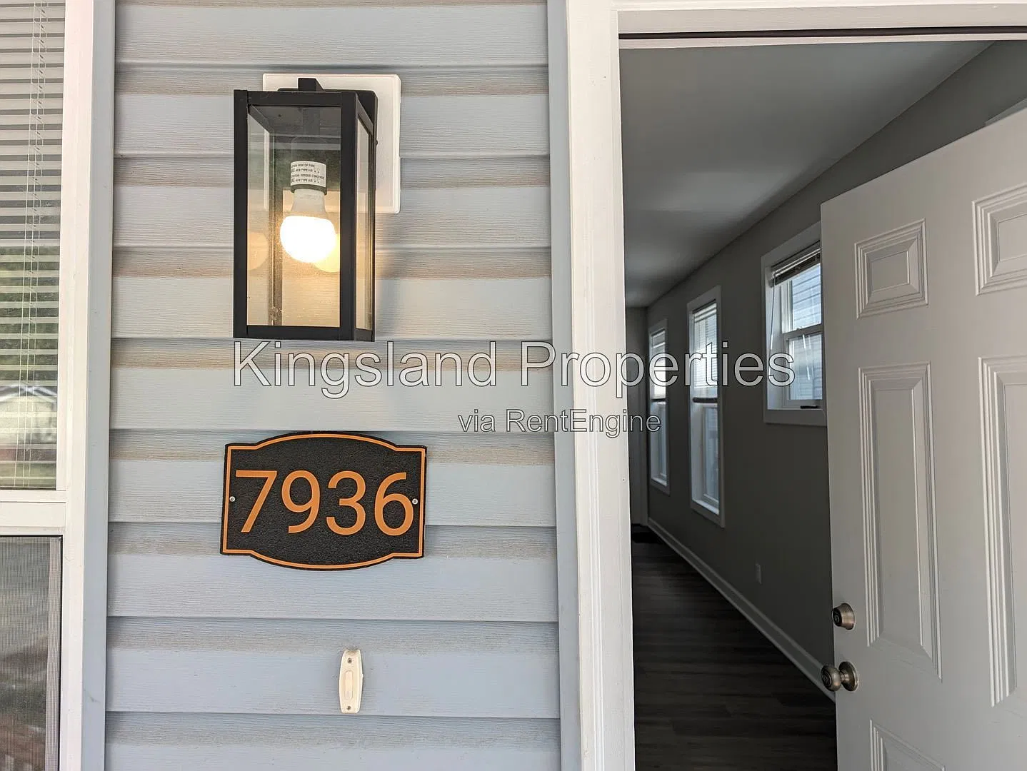 1 bed, 1.0 bath, 800 sqft, $925 — Photo 2