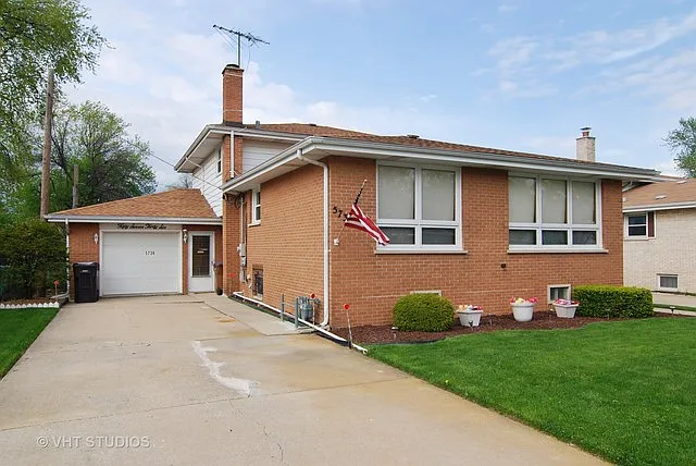 5736 Rose Ct photo 1