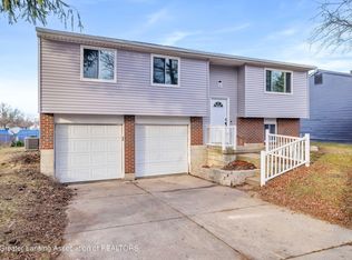 3428 Viola Dr, Lansing, MI 48911