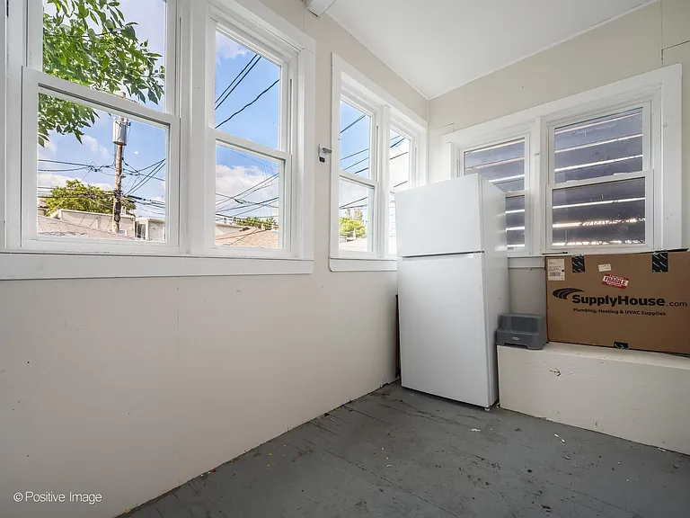 3546 W Beach Ave #1 — Photo 15