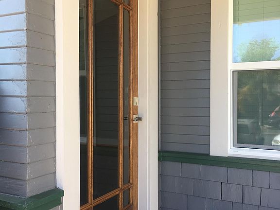 4th image of 3076 Juniper St