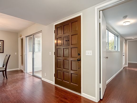 3rd image of 8641 Saint Andrews Ave
