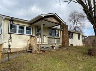617 Mansfield St, Belvidere, NJ 07823