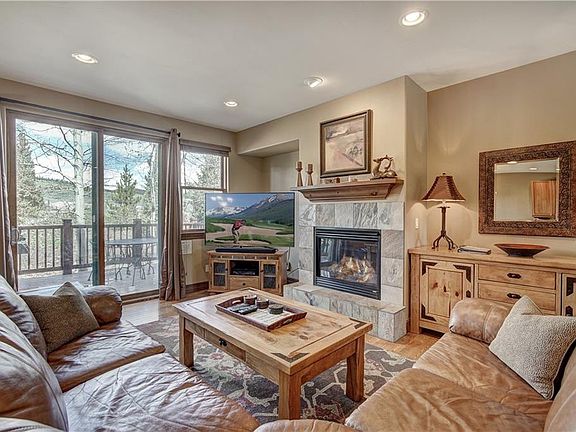 2nd image of 83 Oak Ln