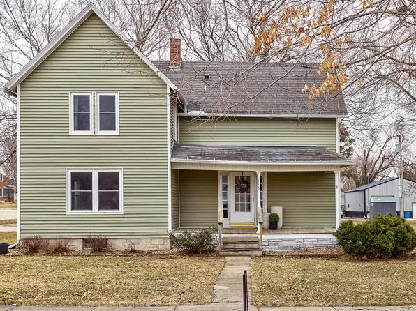 116 N Vernon St, Conrad, IA 50621