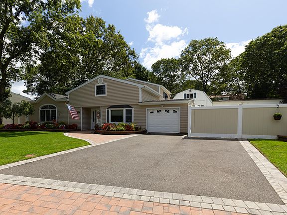 3rd image of 14 Grendon Ln