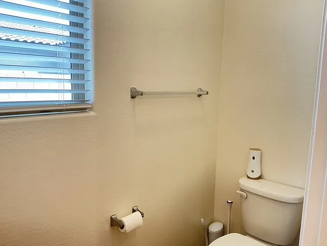 1268 E Jahns Dr — Photo 20