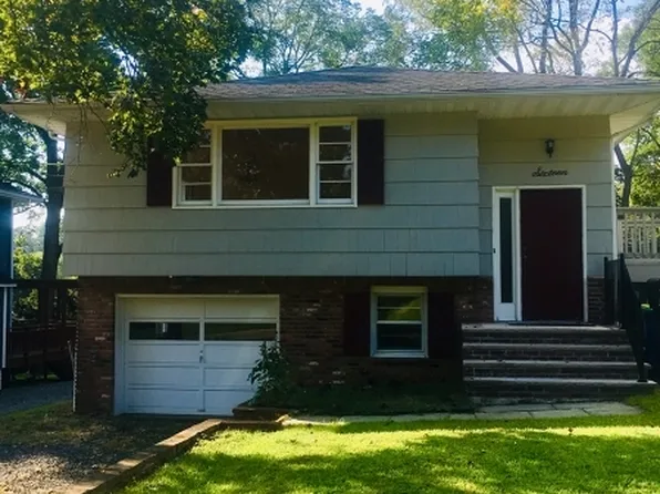 16 Old Army Rd, Bernardsville, NJ 07924
