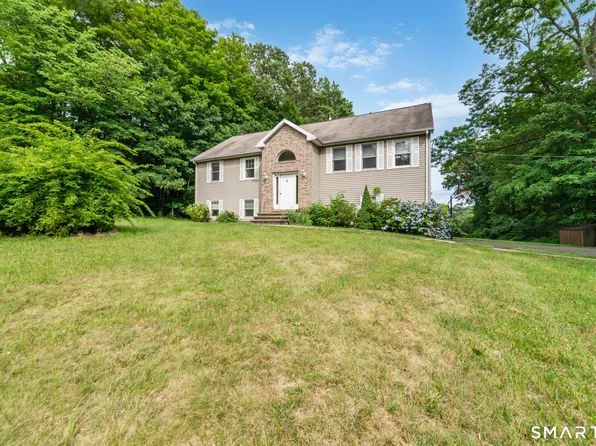 1 Lasalette Way, North Branford, CT 06471