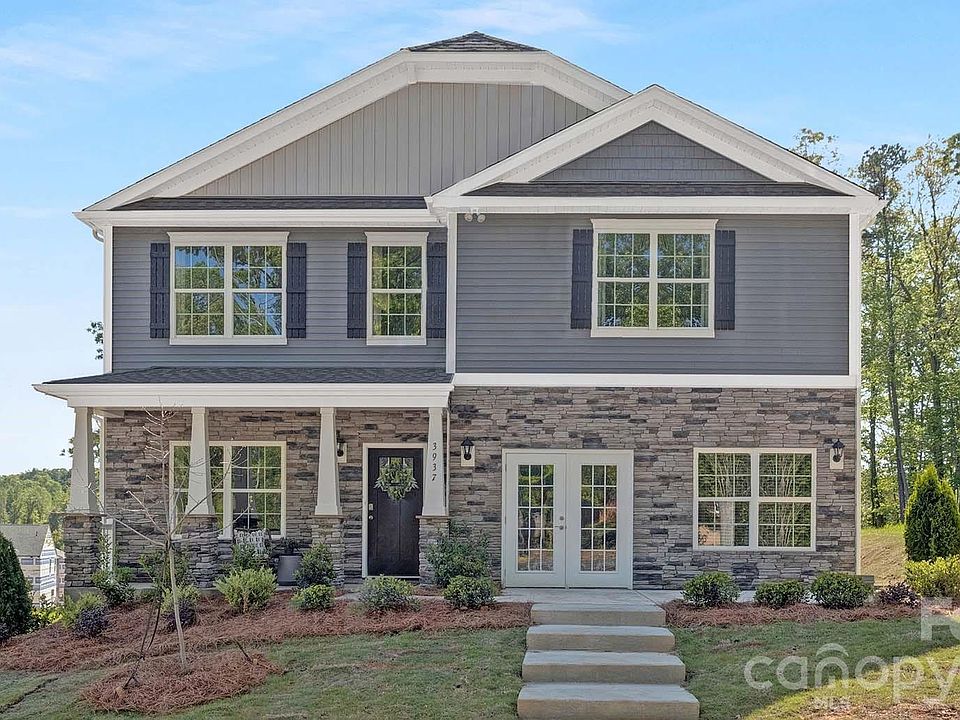 1st image of 623 Country Oak Dr