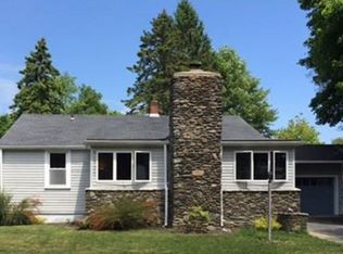 26 Capeview St, Fairhaven, MA 02719