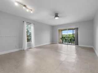 302-490 NW 20th Ln #302, Boca Raton, FL 33431