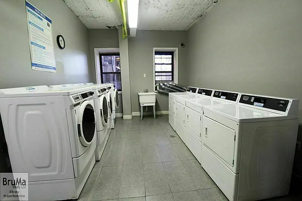 Rented by Bruma Realty LLC | media 30