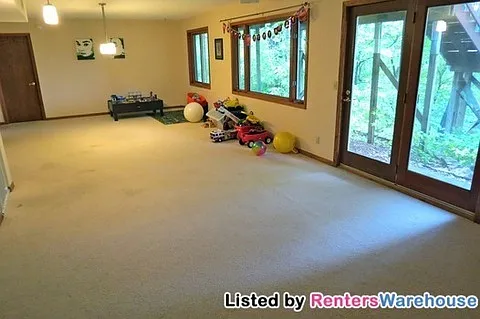 1649 Norwood Dr — Photo 13