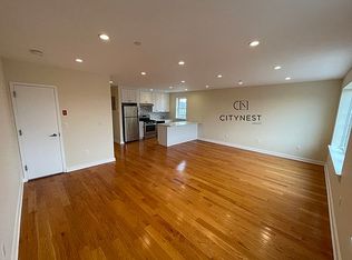 127 27th Ave #3A, Brooklyn, NY 11214