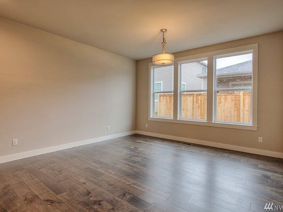 Pictures are of previously built home, for illustration purposes only. Some features may be upgrades. 