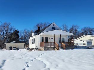 1181 SW Hillsdale St, Topeka, KS 66604