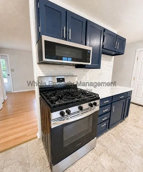 1920 E 81st Pl — Photo 11