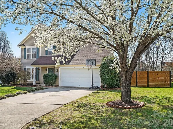 2503 Kings Farm Way, Indian Trail, NC 28079