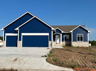 1729 N Kentucky Ln, Wichita, KS 67235