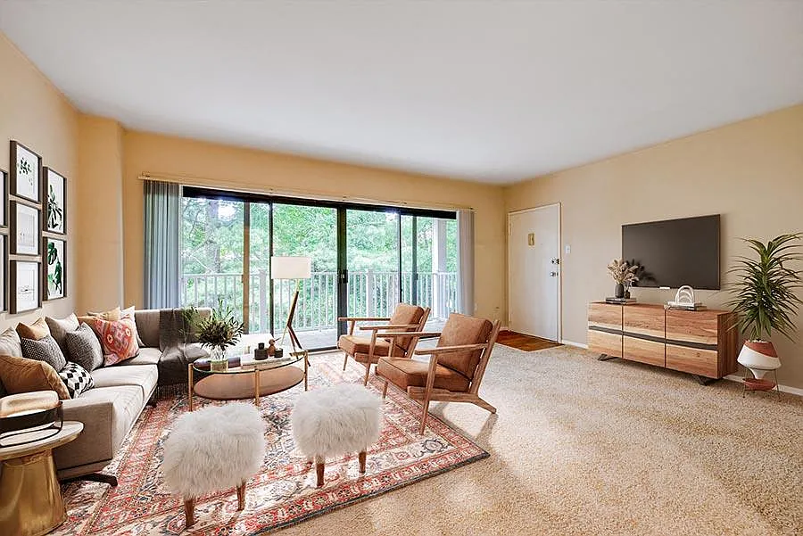 Rollingwood Apartments — Photo 4