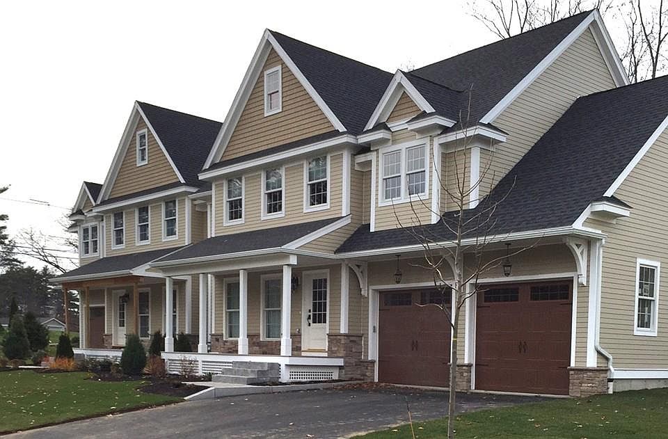 1st image of 11 Taylor Cove Dr