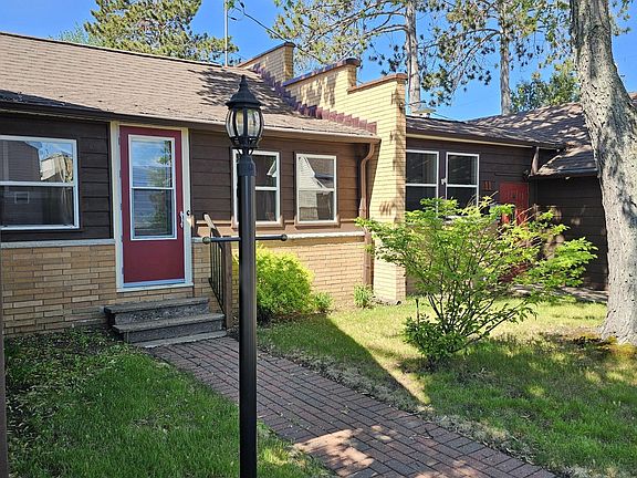 3rd image of 504 S Pelham St