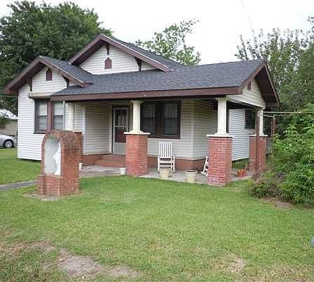 4th image of 160 S Church St
