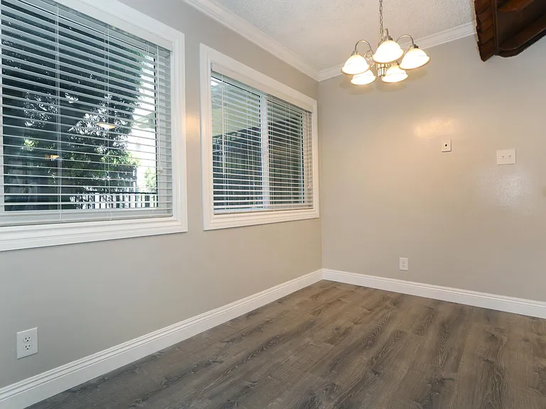 605 N Stoneman Ave — Photo 18