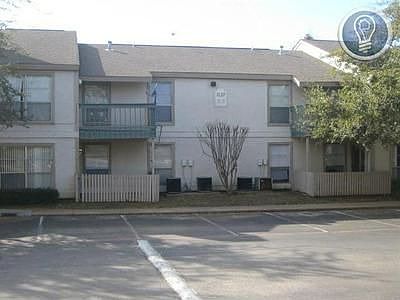 3rd image of 2121 Washington Cir
