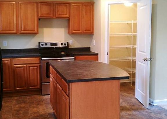 Kitchen with Stainless