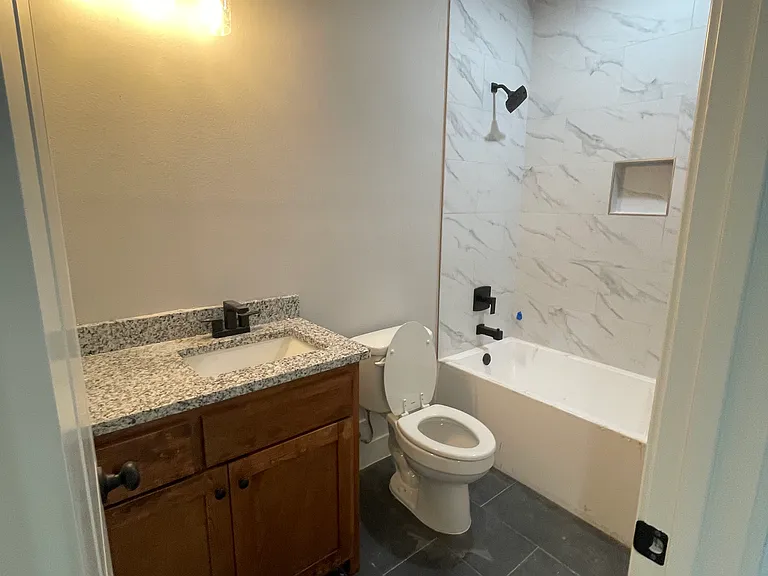 3064 S Old Missouri Rd #D — Photo 8