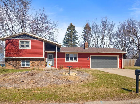 1807 Truman Ct, Northfield, MN 55057