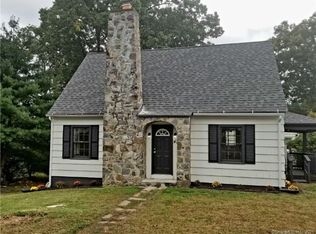 43 Theroux Ave, Waterbury, CT 06708