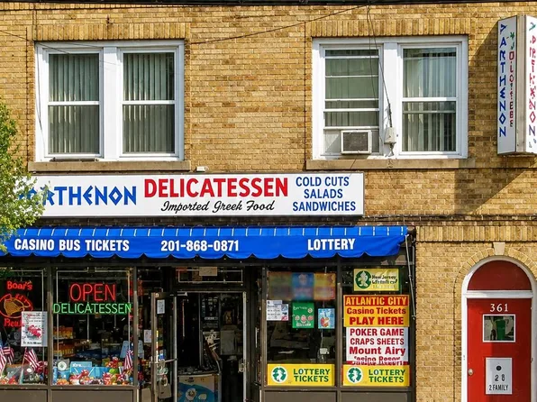 361 Fairview Ave #1F, Fairview, NJ 07022