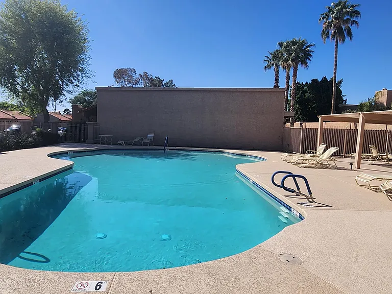 9100 E Winchcomb Dr — Photo 26