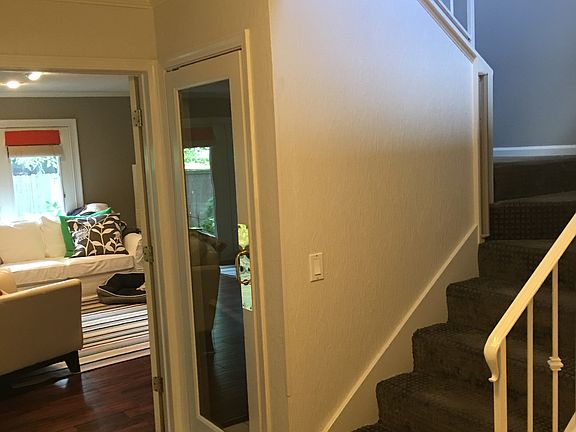Front hallway 