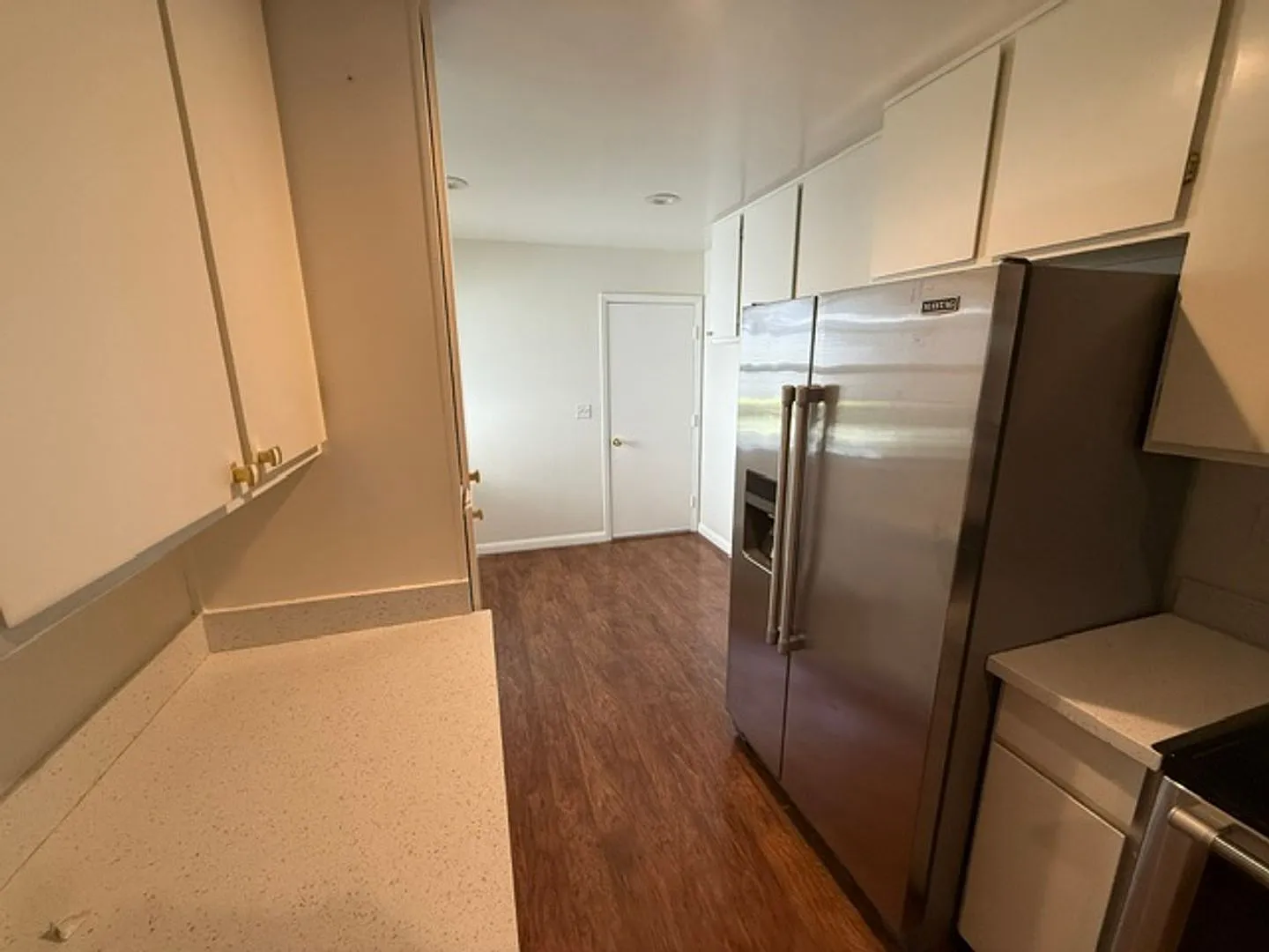 Charming 2BD/2.5BA Townhouse in Desirable Pleasanton Location! — Photo 4