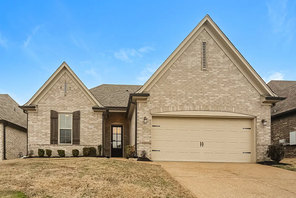 3 bed, 2.5 bath, 1531 sqft, $2,065 — Photo 3