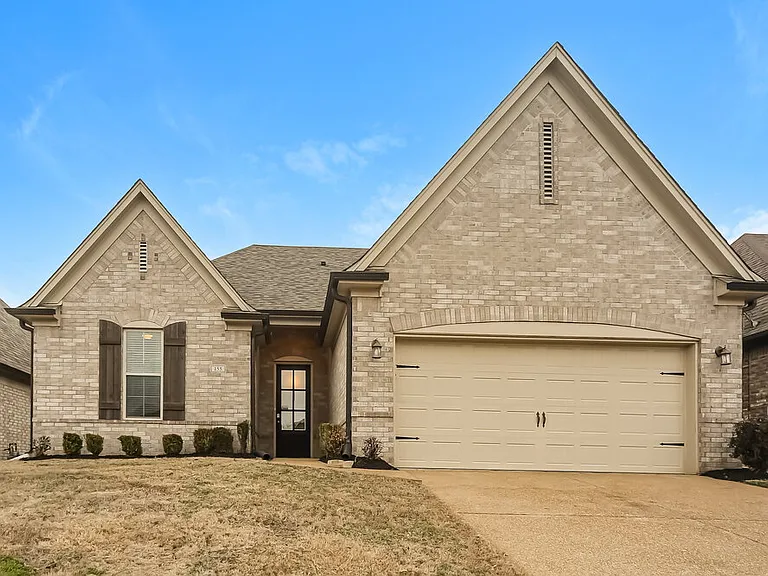 155 Hidden Meadows Ln — Photo 3