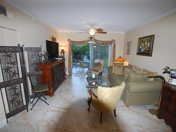 2nd image of 2215 Tuscany Way #2215