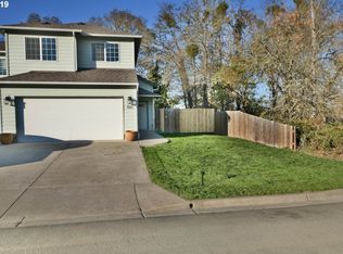 150 Victoria Ct, Roseburg, OR 97471