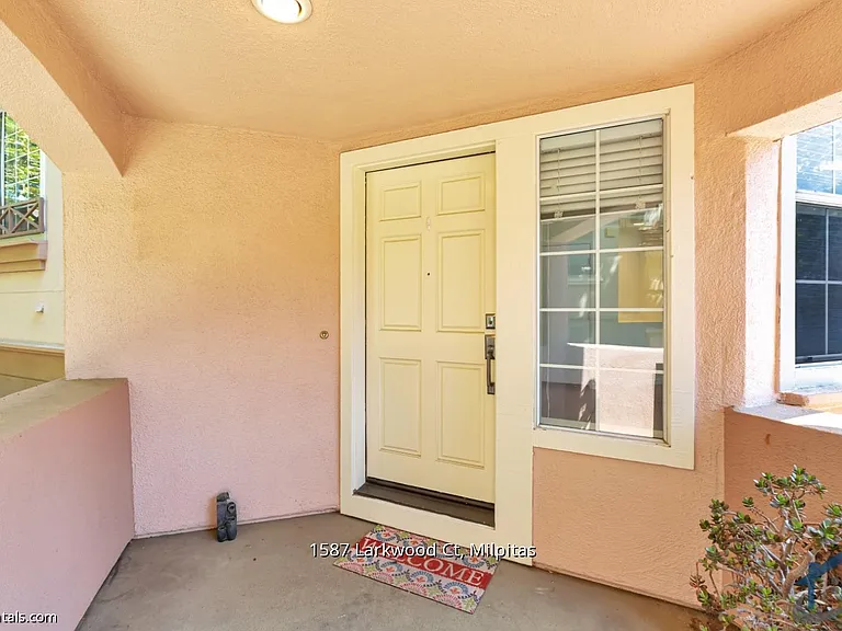 1587 Larkwood Ct — Photo 19